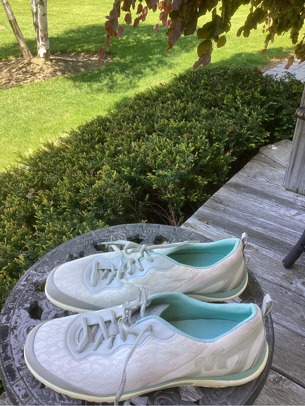 Merrell Women's White and Mint Athletic Sneakers